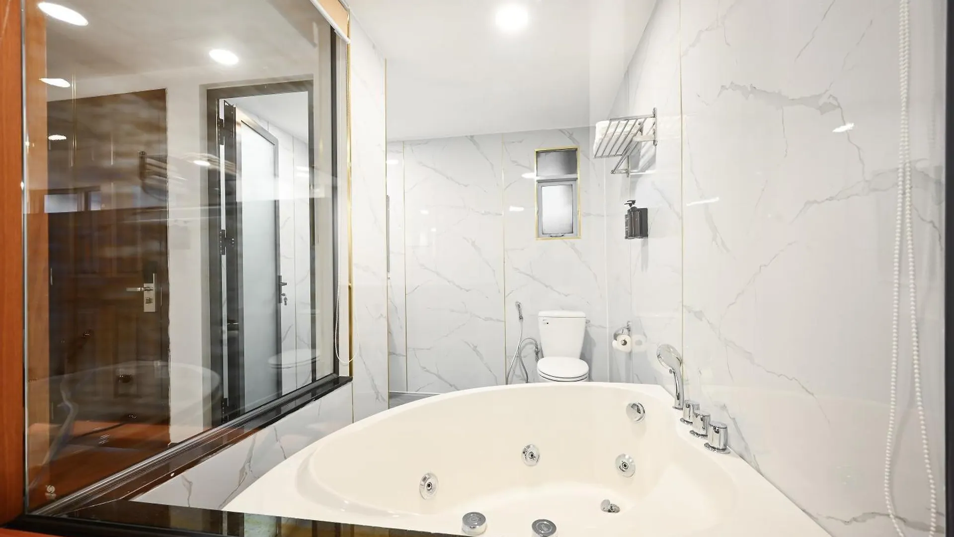 Yoko Airport Saigon Hotel 胡志明市