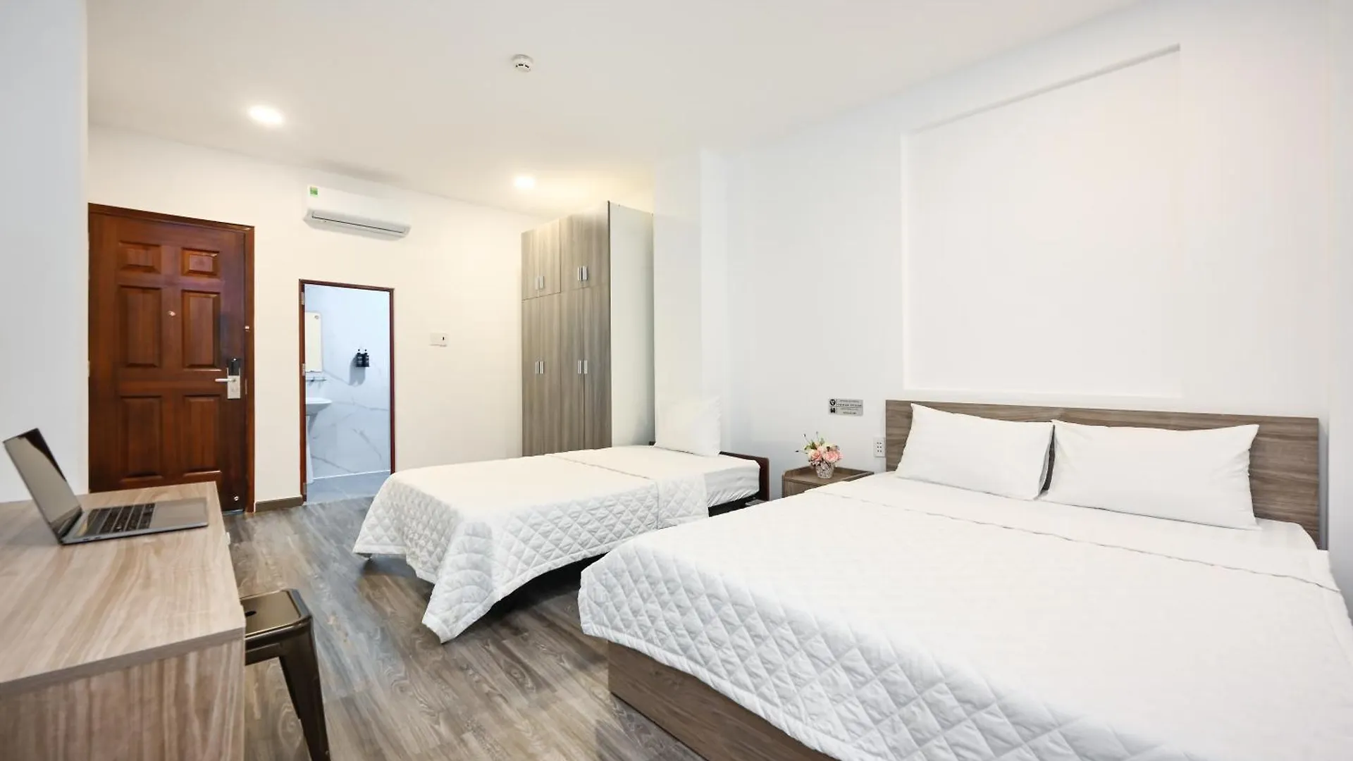 Yoko Airport Saigon Hotel 胡志明市