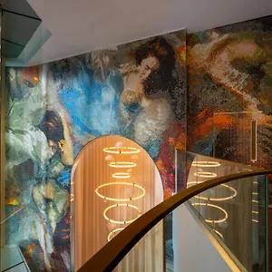 Hotel Mondrian *****