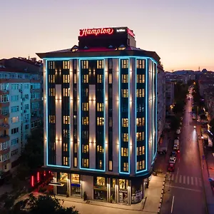 Hotel Hampton By Hilton Merter ***