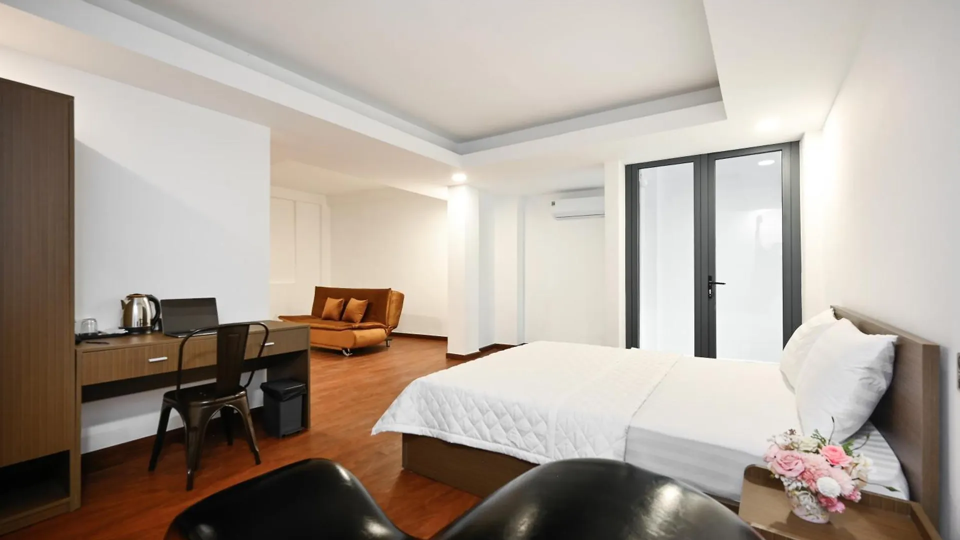 Yoko Airport Saigon Hotel Ho Chi Minh City 4*,